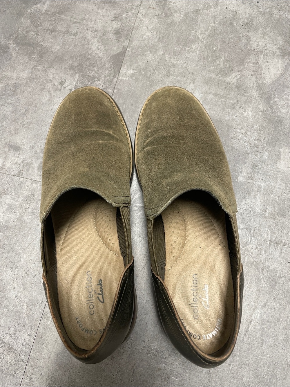 Clarks ladies Olive Green Suede booties